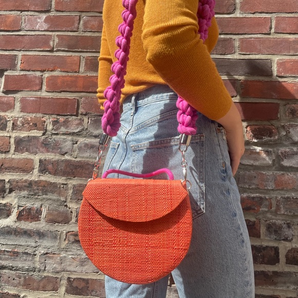 Handmade natural fibers bag from the Amazon rainforest - Picture 2 of 7